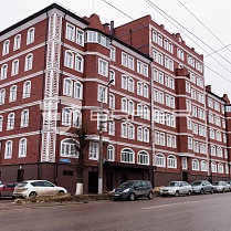 Кирпич Бордо гладкий Braer Административно-офисное здание г.Тула 4